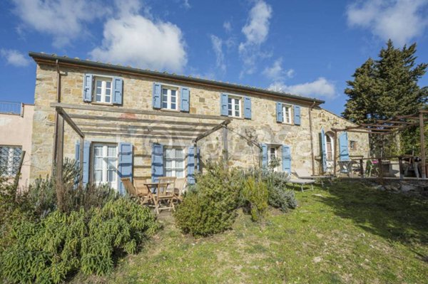 casa indipendente in vendita a Monteverdi Marittimo