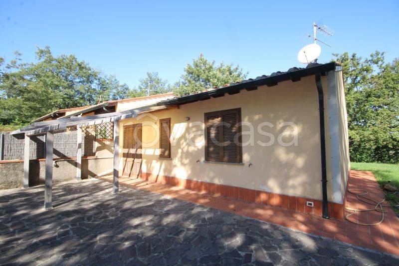 casa indipendente in vendita a Monteverdi Marittimo