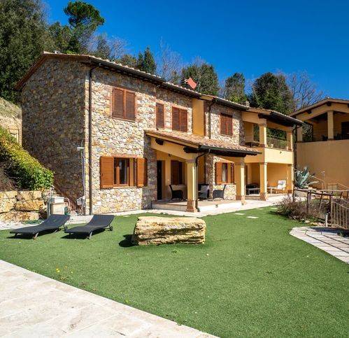 appartamento in vendita a Monteverdi Marittimo