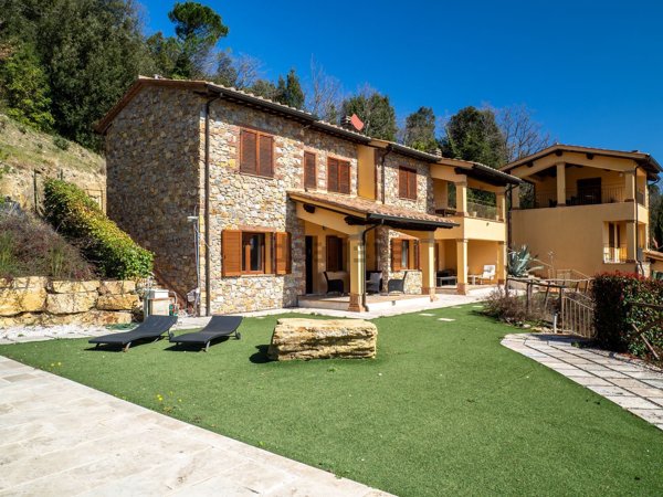 appartamento in vendita a Monteverdi Marittimo