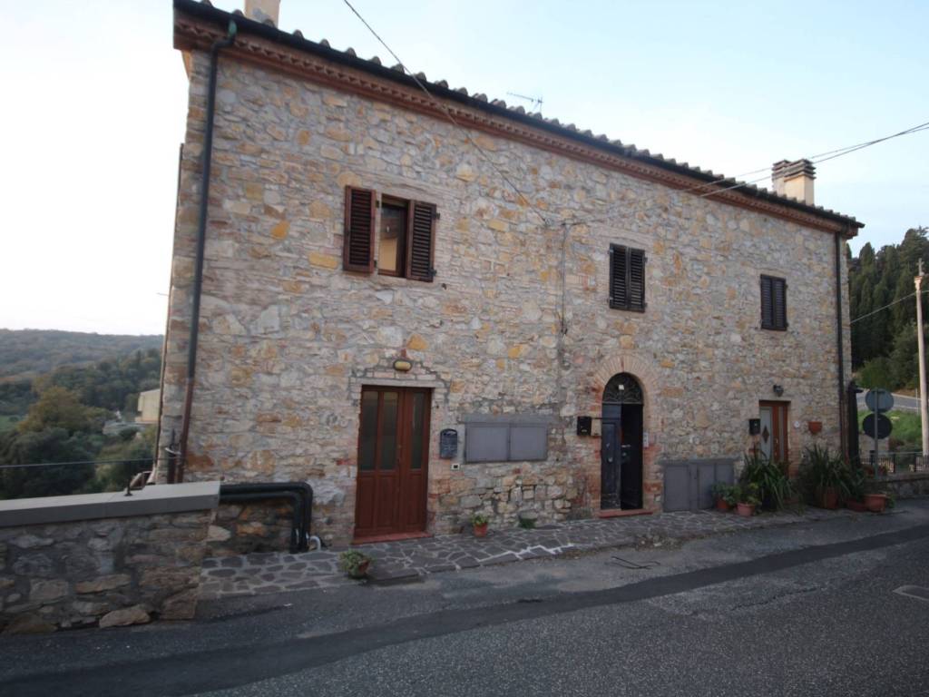 appartamento in vendita a Monteverdi Marittimo