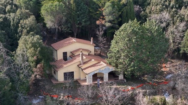 casa indipendente in vendita a Monteverdi Marittimo