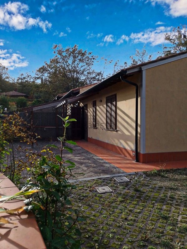 villa in vendita a Monteverdi Marittimo