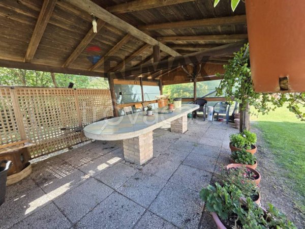casa indipendente in vendita a Monteverdi Marittimo in zona Canneto