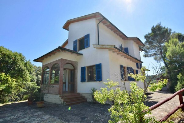 casa indipendente in vendita a Monteverdi Marittimo