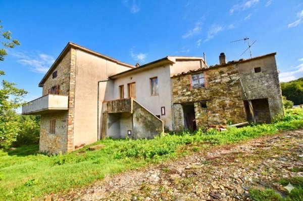 casa indipendente in vendita a Monteverdi Marittimo