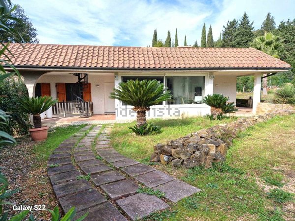 casa indipendente in vendita a Monteverdi Marittimo