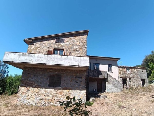 casa indipendente in vendita a Monteverdi Marittimo