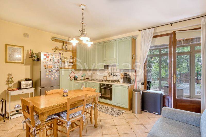casa indipendente in vendita a Monteverdi Marittimo in zona Canneto