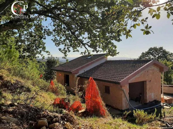 casa indipendente in vendita a Monteverdi Marittimo