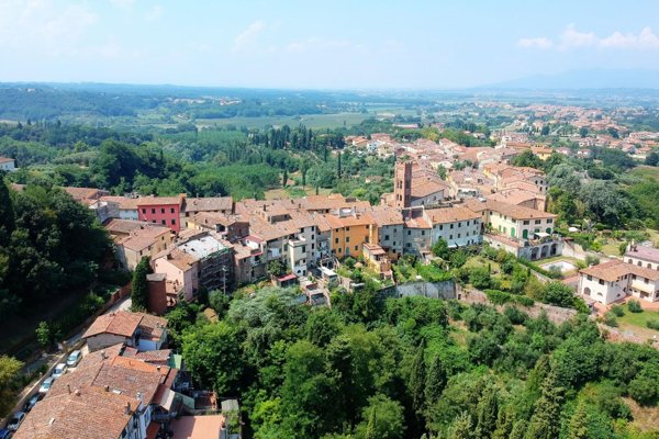 negozio in vendita a Montopoli in Val d'Arno