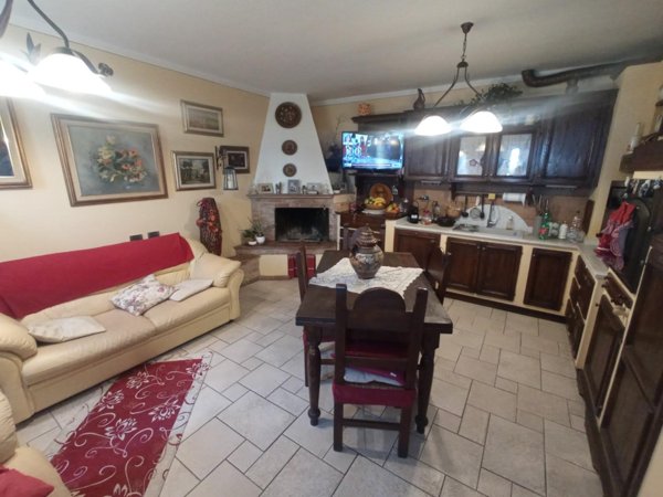 casa indipendente in vendita a Montopoli in Val d'Arno in zona Capanne