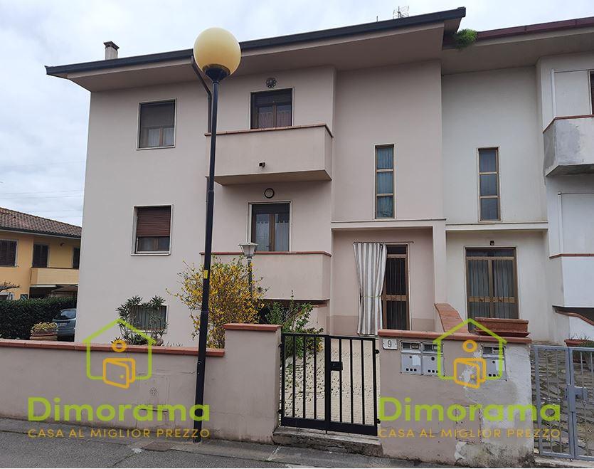 appartamento in vendita a Montopoli in Val d'Arno in zona Capanne