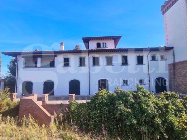 intera palazzina in vendita a Montopoli in Val d'Arno in zona Marti