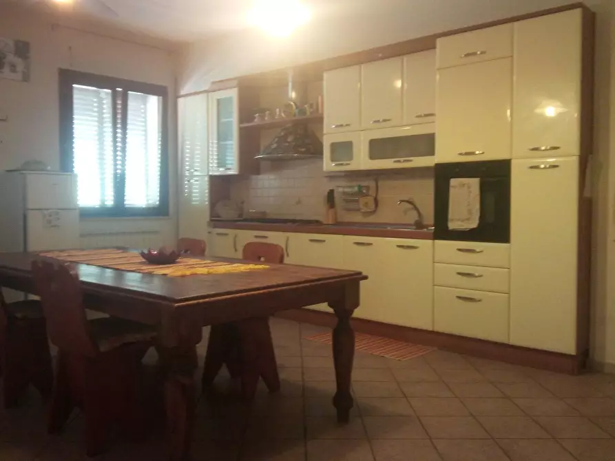 casa indipendente in vendita a Montopoli in Val d'Arno in zona Castel del Bosco