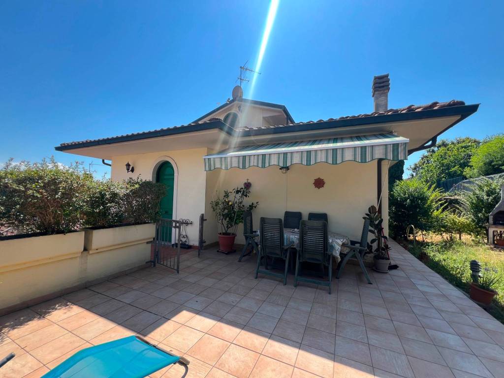 casa indipendente in vendita a Montopoli in Val d'Arno in zona San Romano