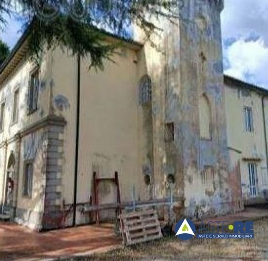 locale di sgombero in vendita a Montopoli in Val d'Arno