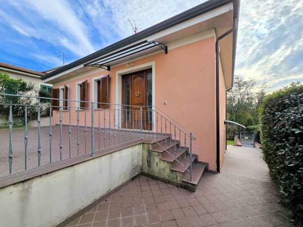 casa indipendente in vendita a Montopoli in Val d'Arno in zona Capanne