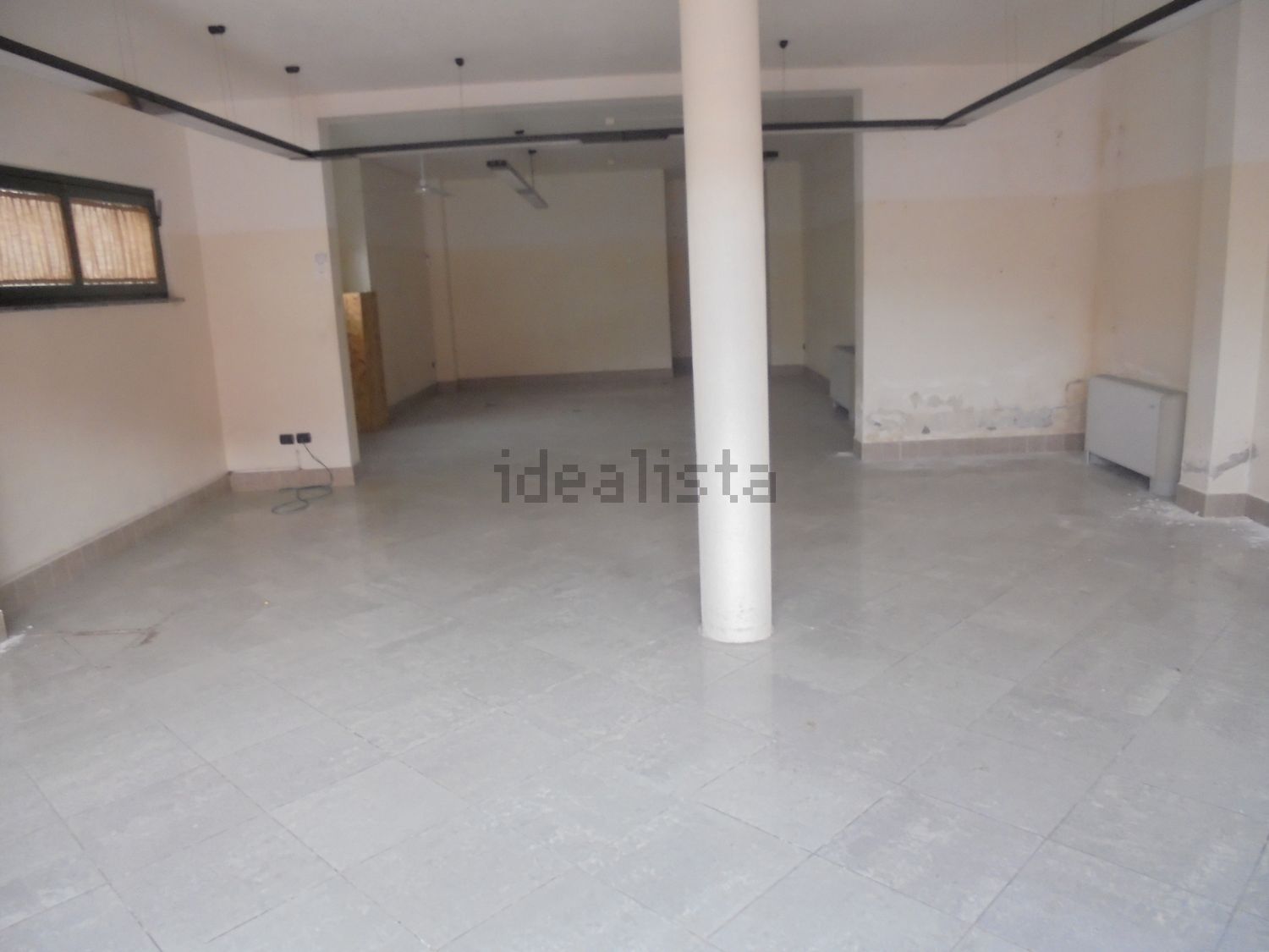 locale commerciale in vendita a Montopoli in Val d'Arno in zona San Romano