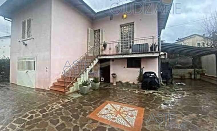 appartamento in vendita a Montopoli in Val d'Arno in zona San Romano