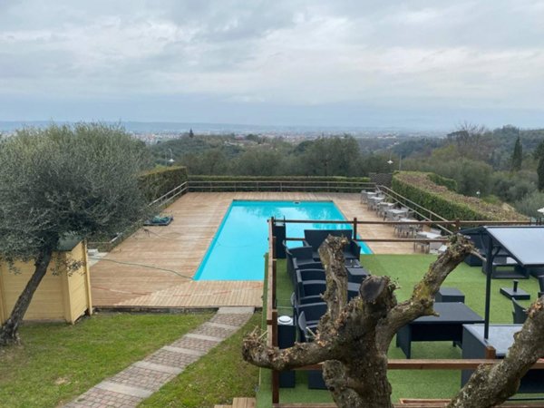 negozio in vendita a Montopoli in Val d'Arno