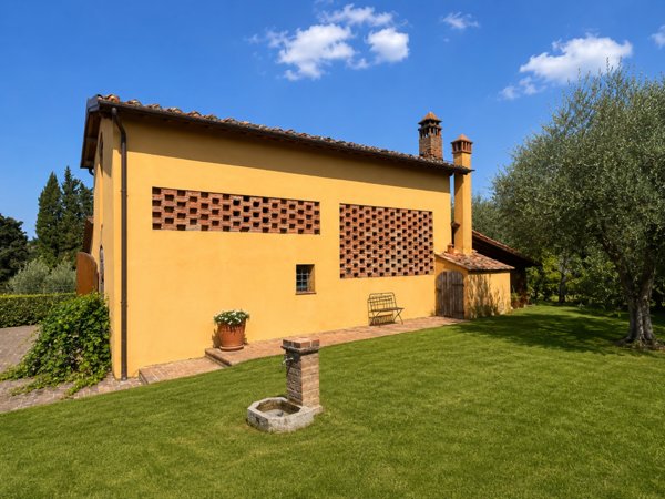 casale in vendita a Montopoli in Val d'Arno in zona Capanne