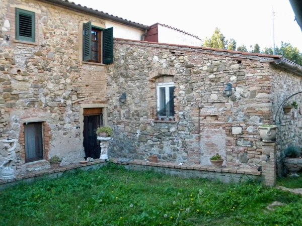 casale in vendita ad Orciano Pisano