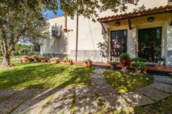 casa semindipendente in vendita ad Orciano Pisano