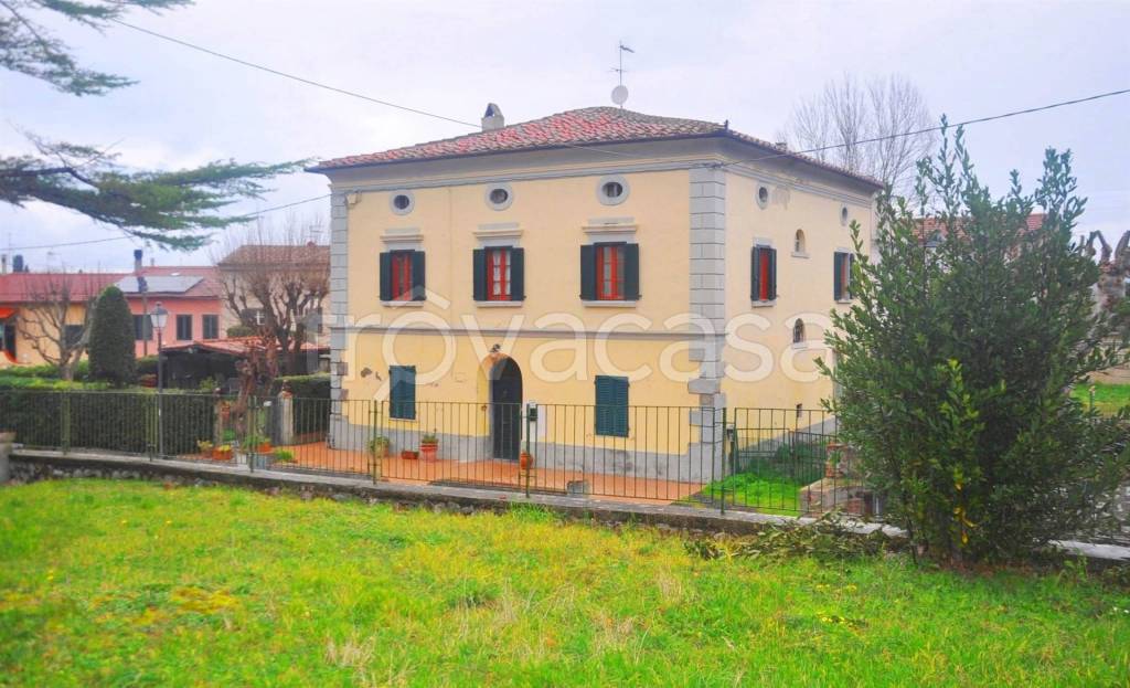 casa indipendente in vendita ad Orciano Pisano