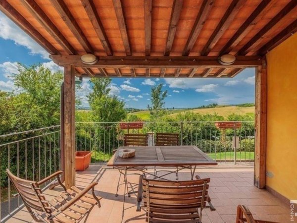 casa indipendente in vendita ad Orciano Pisano