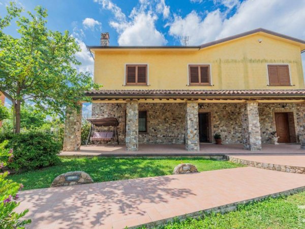 casa indipendente in vendita ad Orciano Pisano