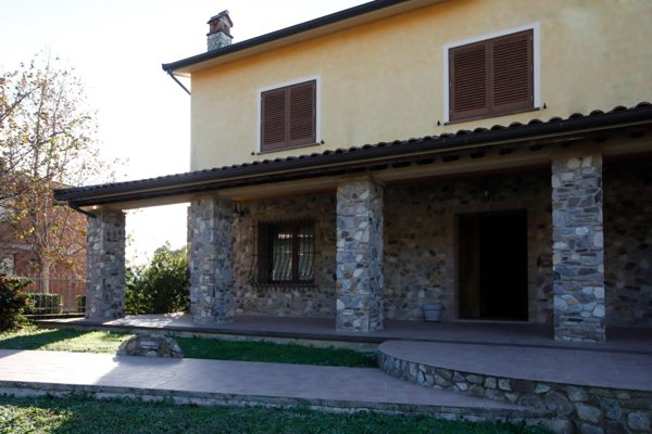 casa indipendente in vendita ad Orciano Pisano
