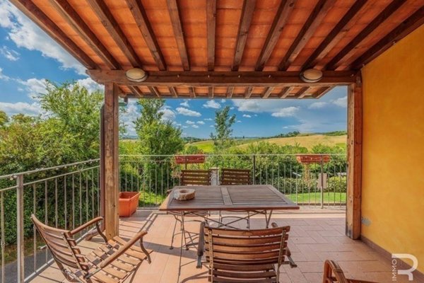 casa indipendente in vendita ad Orciano Pisano