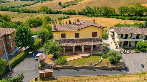 casa indipendente in vendita ad Orciano Pisano