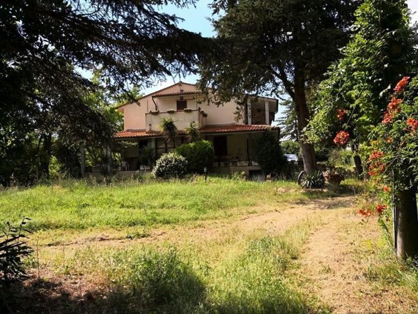 casa indipendente in vendita a Palaia