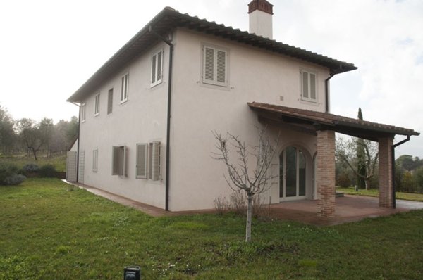 casa indipendente in vendita a Palaia