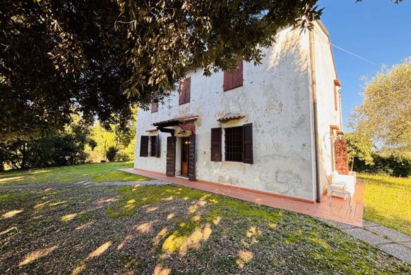 casa indipendente in vendita a Palaia