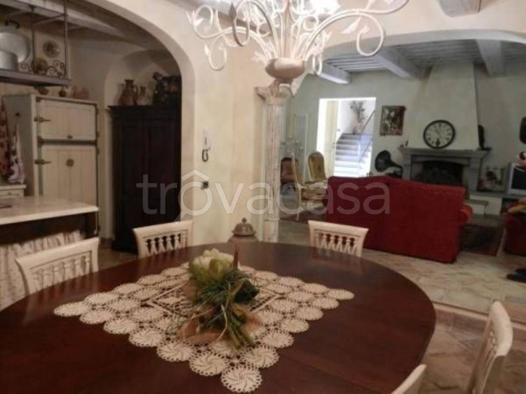 casa indipendente in vendita a Palaia