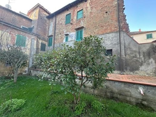casa indipendente in vendita a Palaia in zona Partino