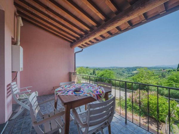 casa indipendente in vendita a Palaia in zona Partino