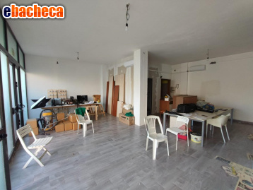 locale commerciale in vendita a Palaia in zona Forcoli