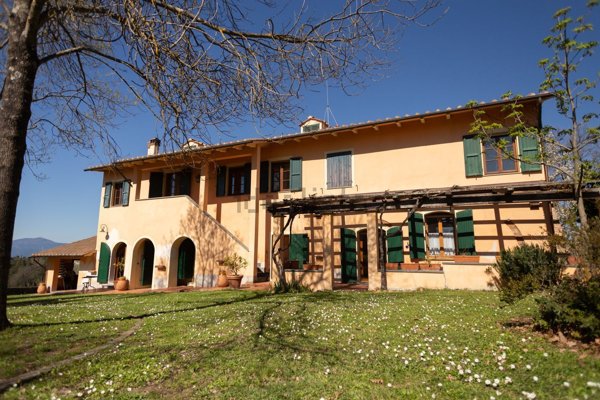 casa indipendente in vendita a Palaia in zona Forcoli