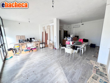 ufficio in vendita a Palaia in zona Forcoli