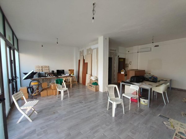 locale commerciale in vendita a Palaia in zona Forcoli
