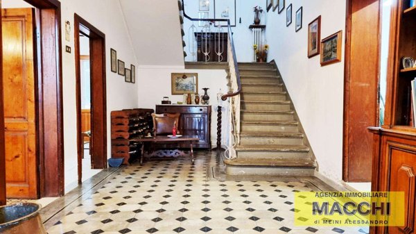 intera palazzina in vendita a Palaia in zona Forcoli