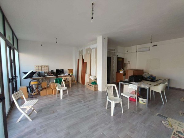 locale commerciale in vendita a Palaia in zona Forcoli