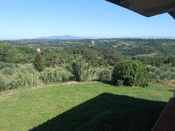 casa indipendente in vendita a Palaia