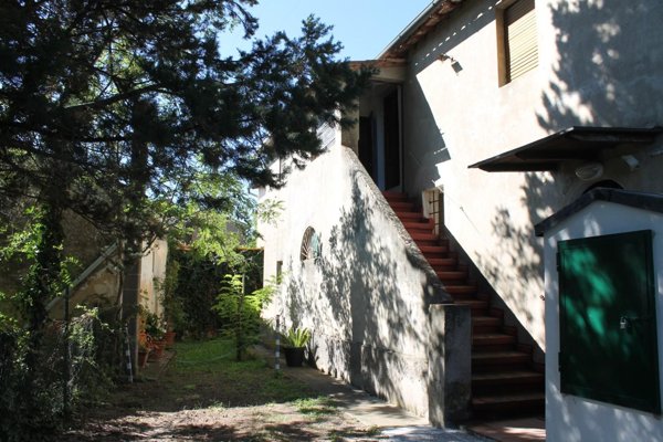 casa indipendente in vendita a Palaia in zona Toiano