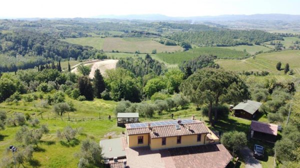 casa indipendente in vendita a Palaia
