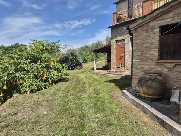 casa indipendente in vendita a Palaia in zona Forcoli